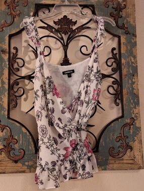 Express White Floral Wrap Camisole with Pink Flowers. NWOT Size Small
